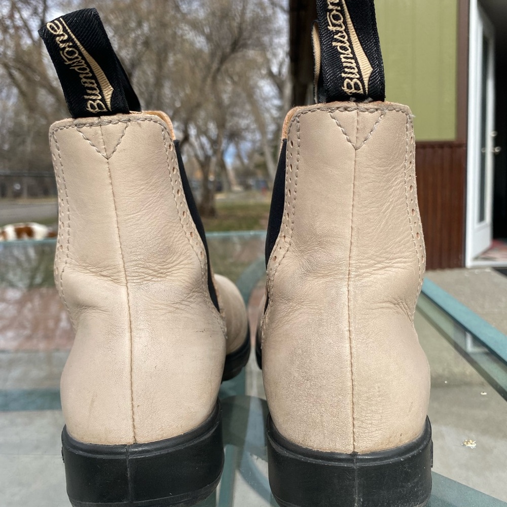 Blundstone Women's Cream Boots - Picture 4 of 8